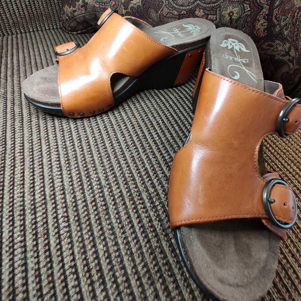 DANSKO FERN Brown Leather Slip On Buckle Platform Wedge Sandals Sz 39 US 8-8.5 - Picture 5 of 12